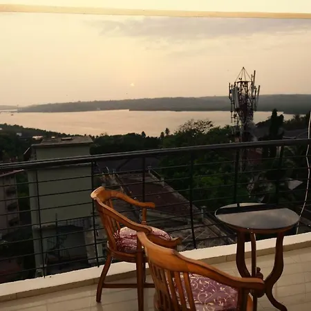 3 Bhk Apartment With River View Panaji Exterior photo